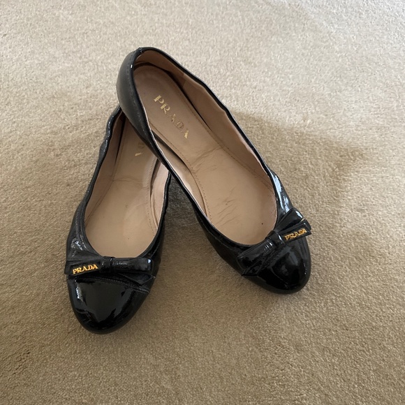 Prada Flats - Picture 1 of 5
